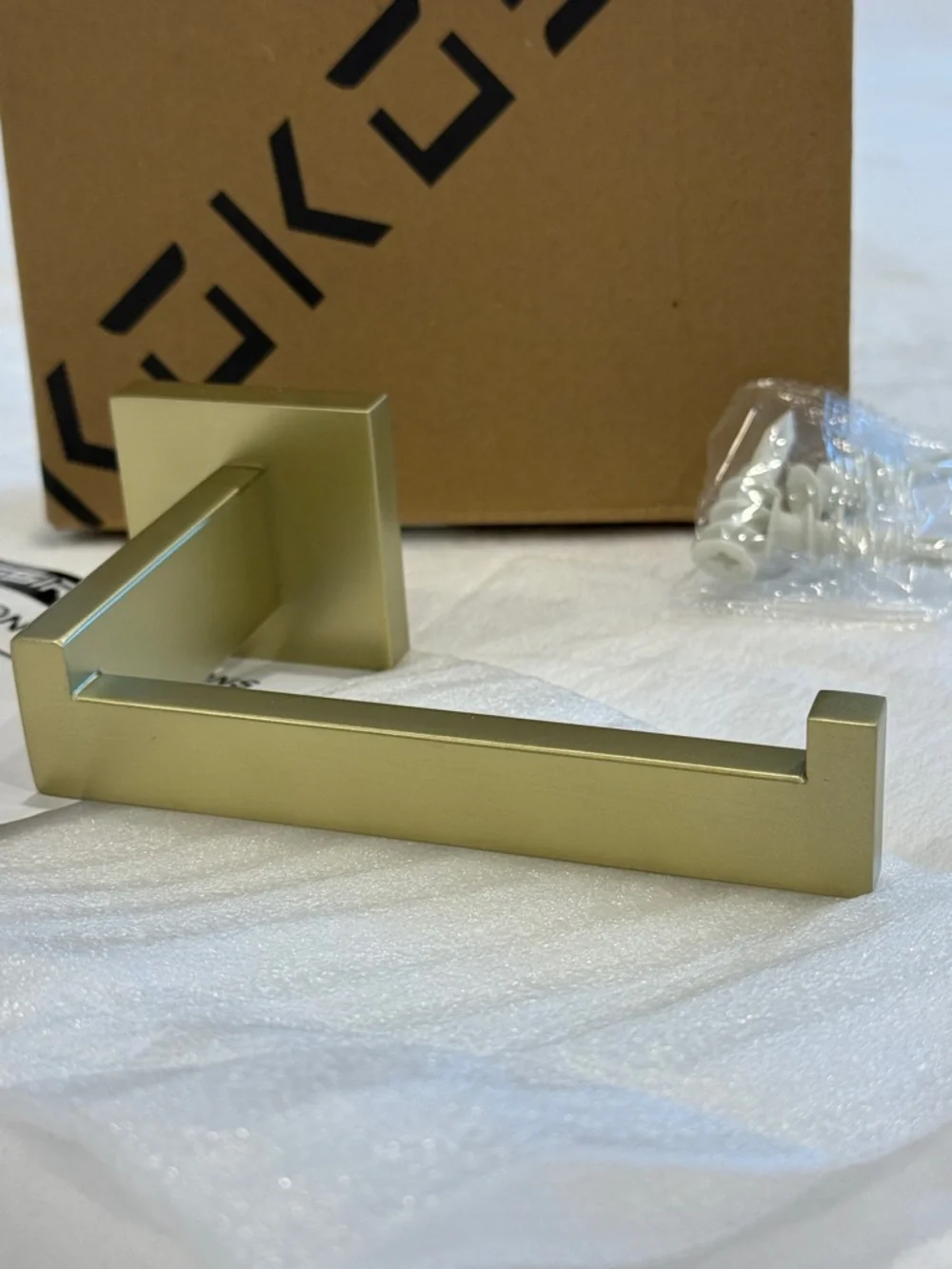 Kokosiri Brushed Gold Toilet Paper Holder